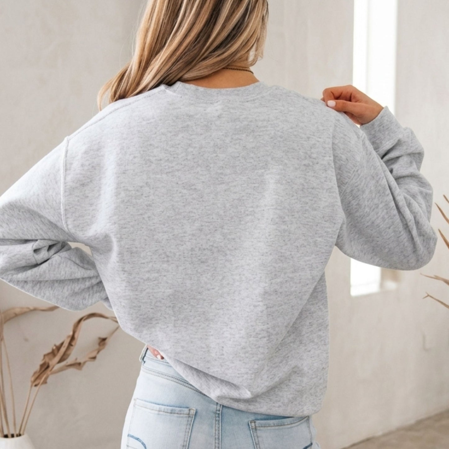 Vintage Red Robin Bird Sweatshirt