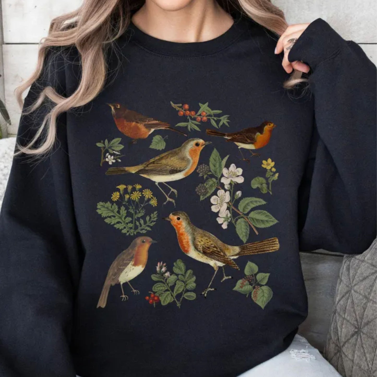 Vintage Red Robin Bird Sweatshirt